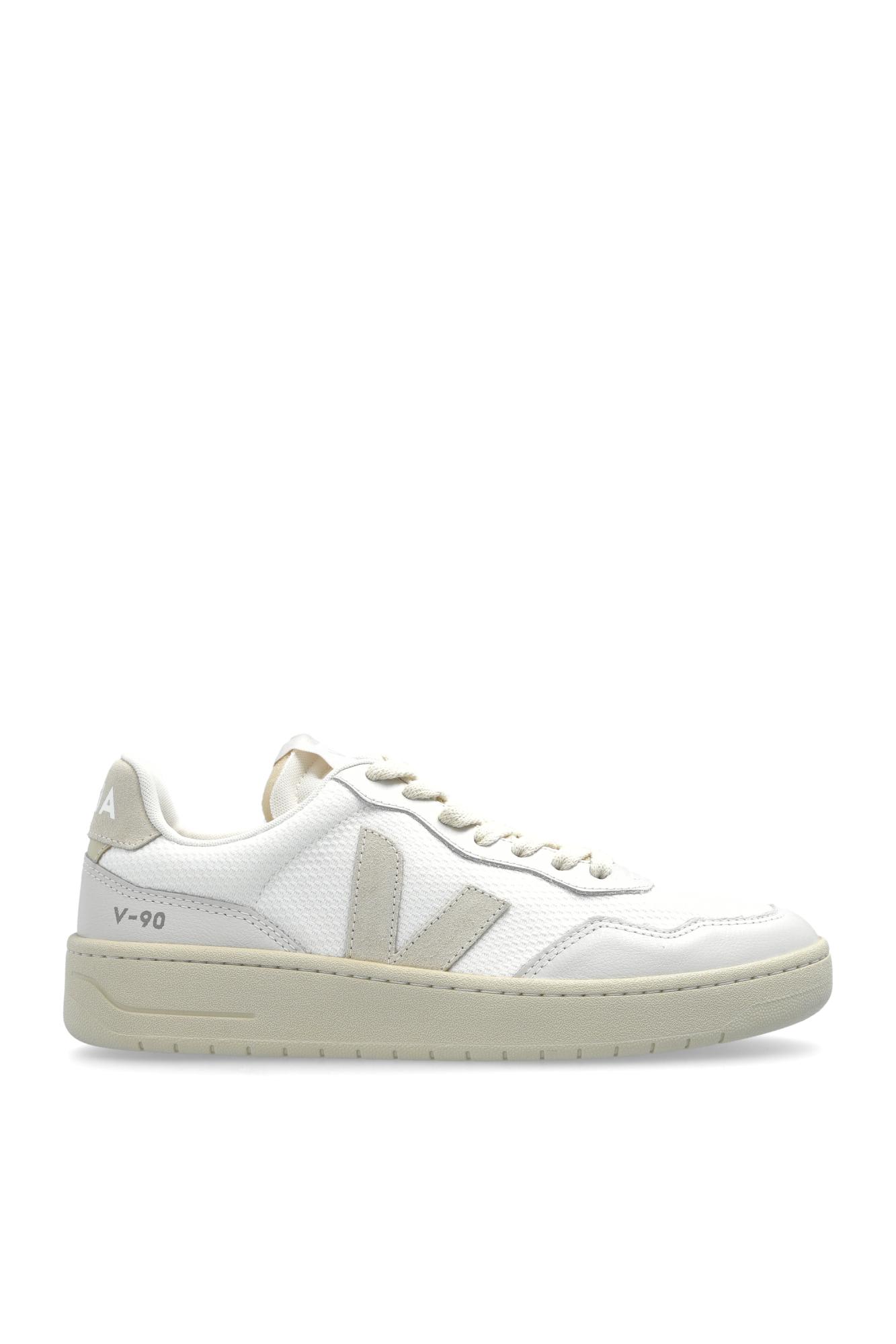 Veja Sneakers v-90 B-mesh