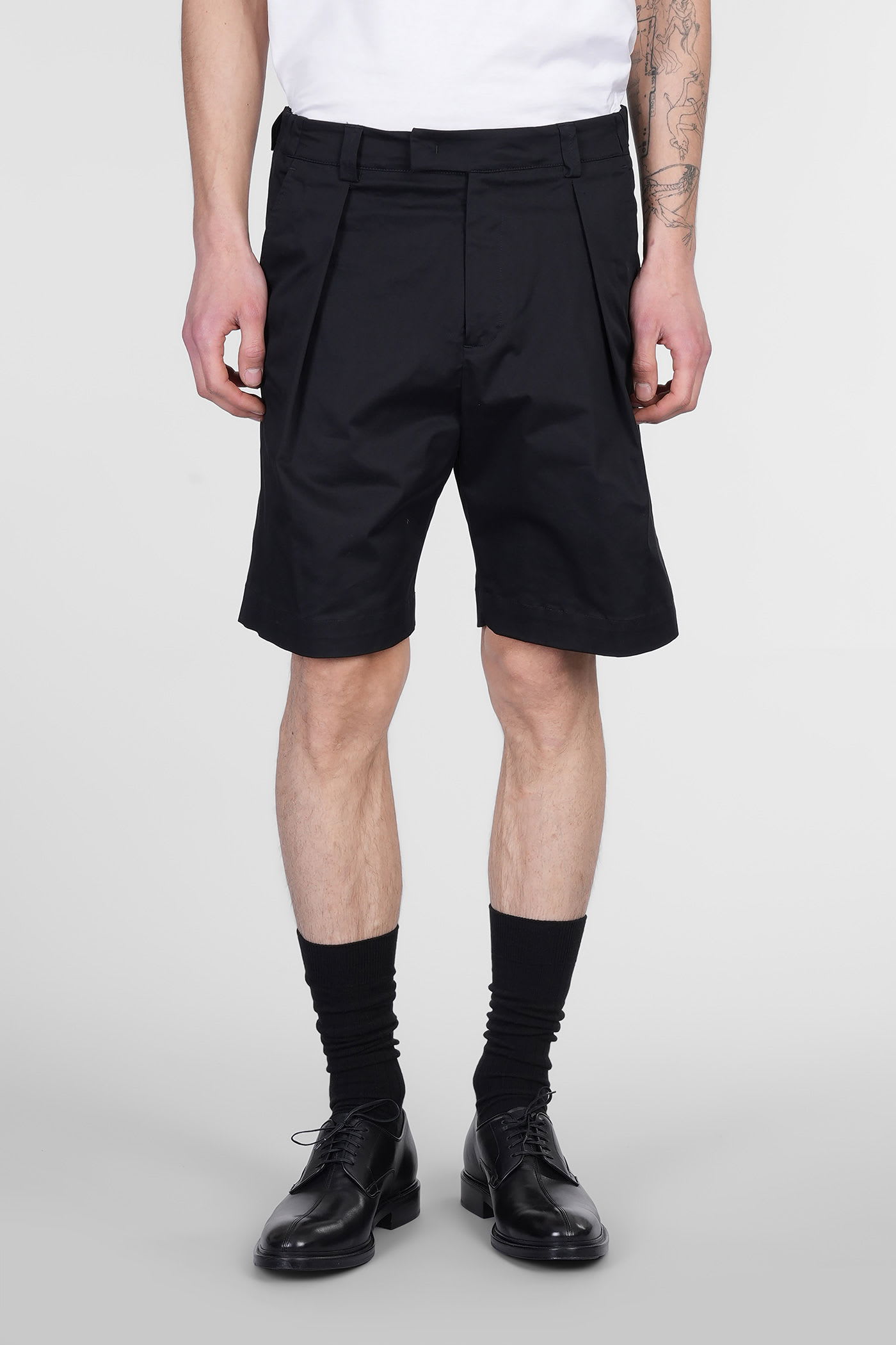 Low Brand Kim Shorts In Black Cotton