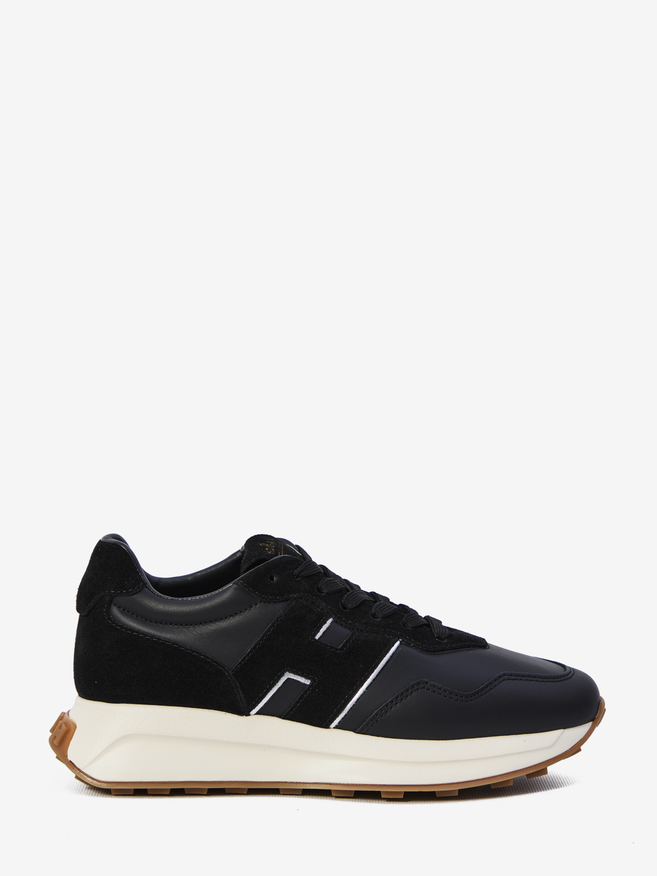 H641 sneakers