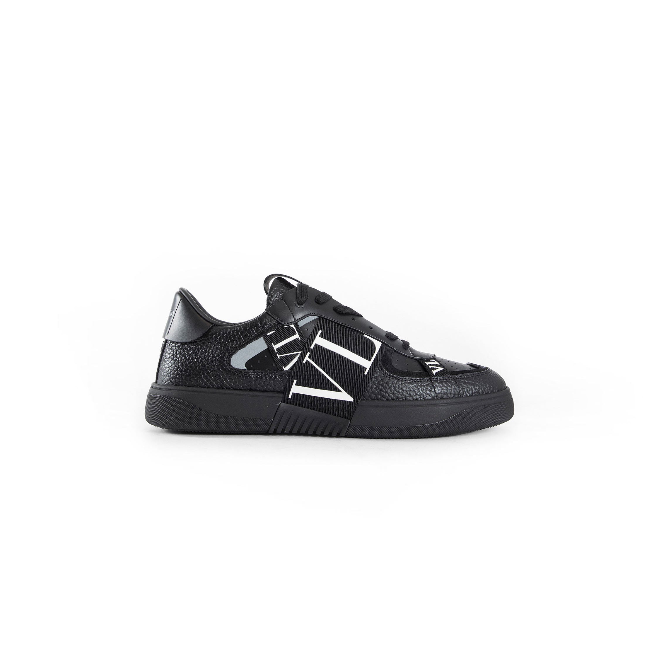VL7N Sneakers