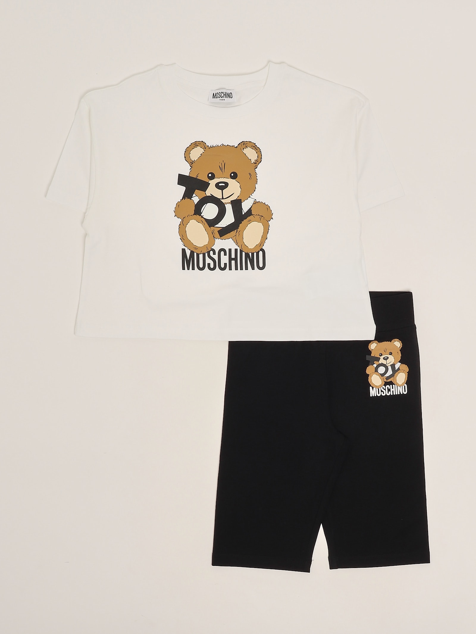 Moschino T-shirt+shorts Suit