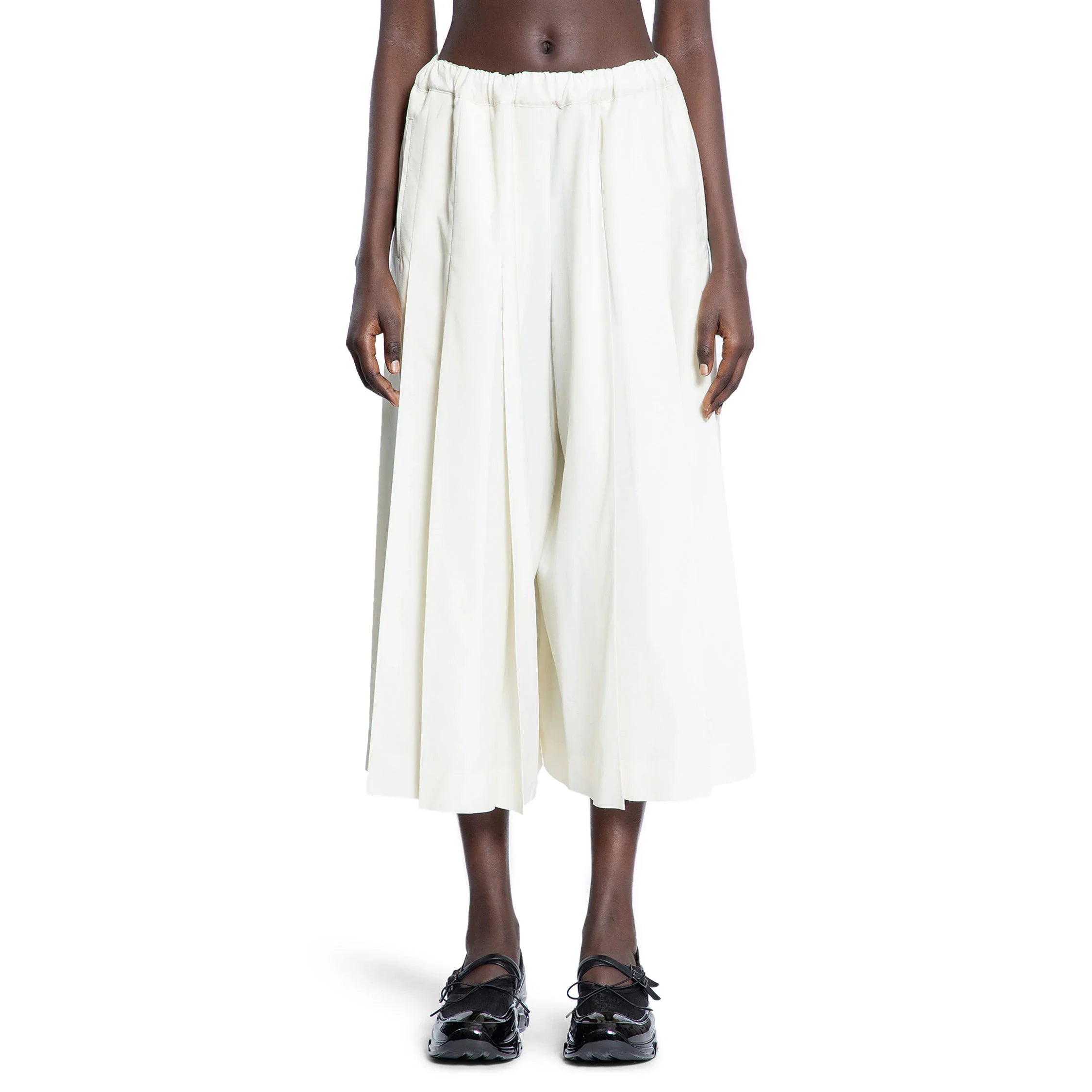 Pleated Wide Leg Cropped Pants