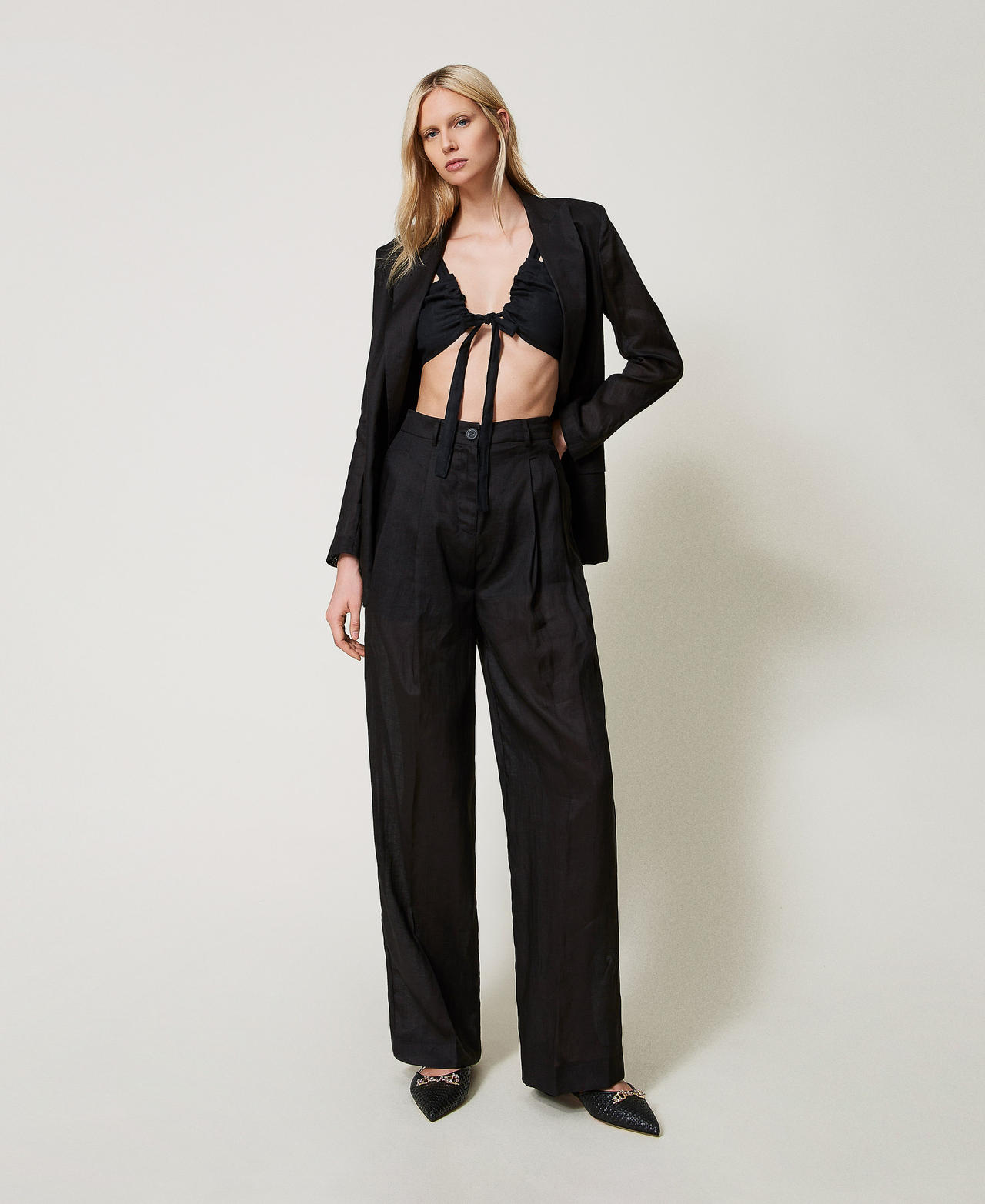Twinset Pantalons - Pantalon en ramie avec plis, Noir, Taille: 44