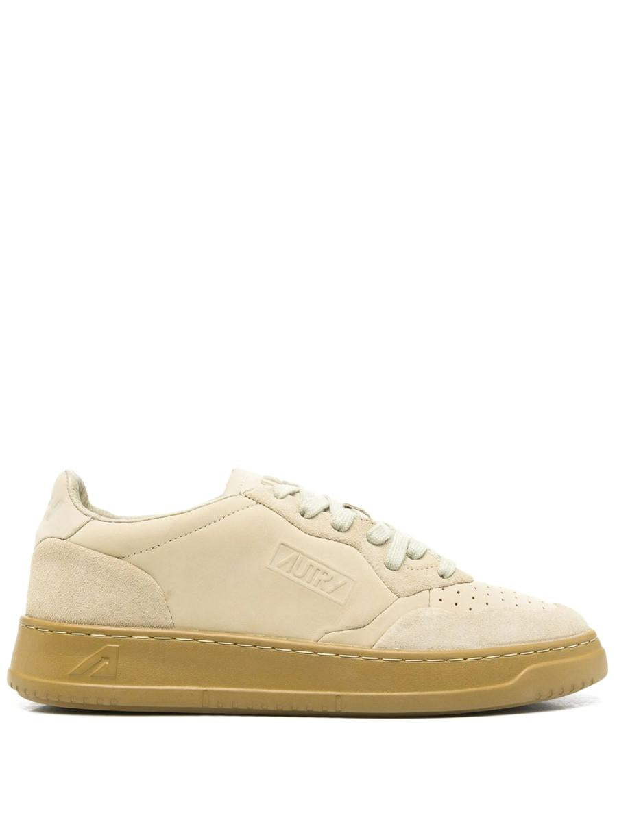 Autry Medalist Low Man Nab/Sue Shoes
