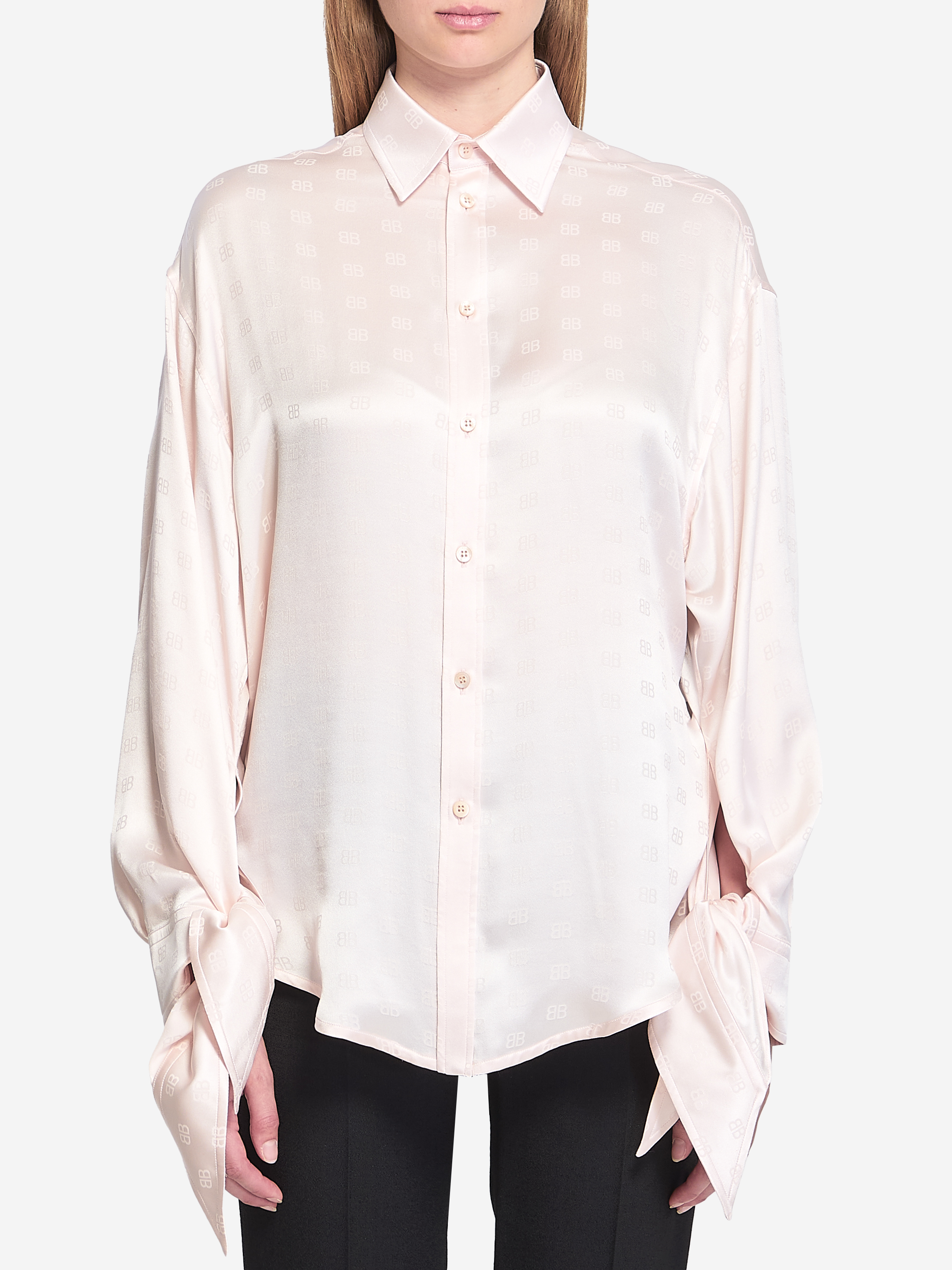 Silk shirt with knotted cuffs