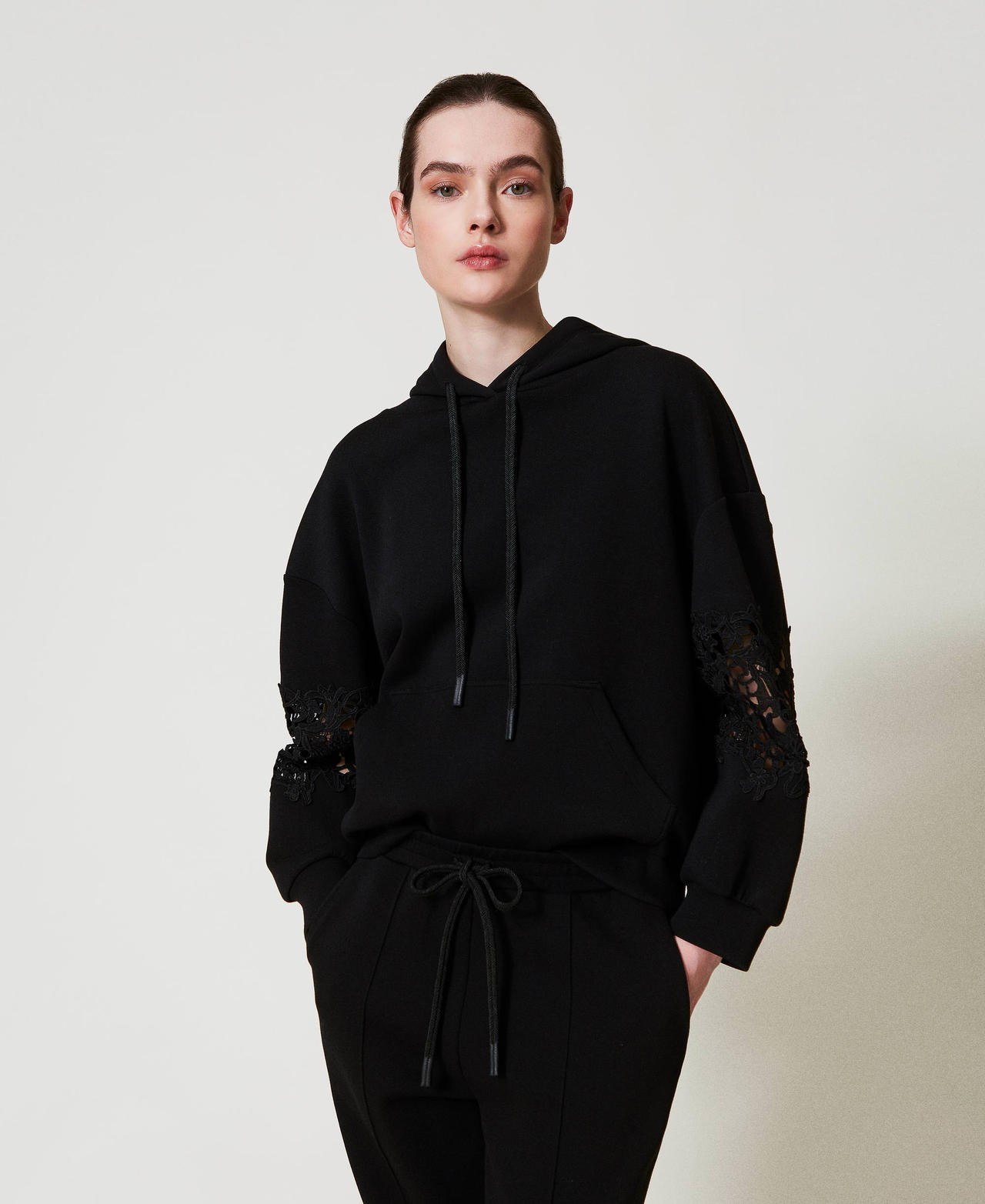 Twinset Sweat-shirts - Sweat à capuche avec macramé, Noir, Dentelle, Taille: L