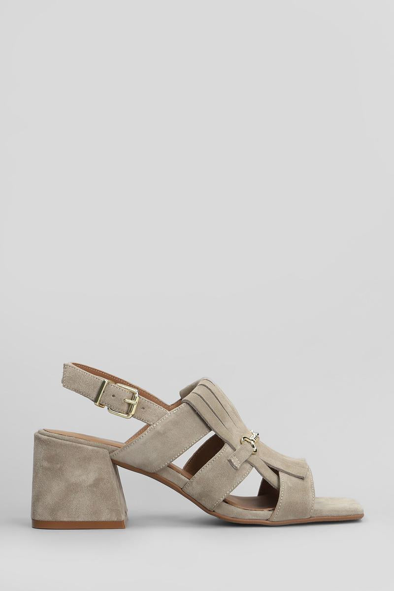 Carmens Carry Trim Sandals