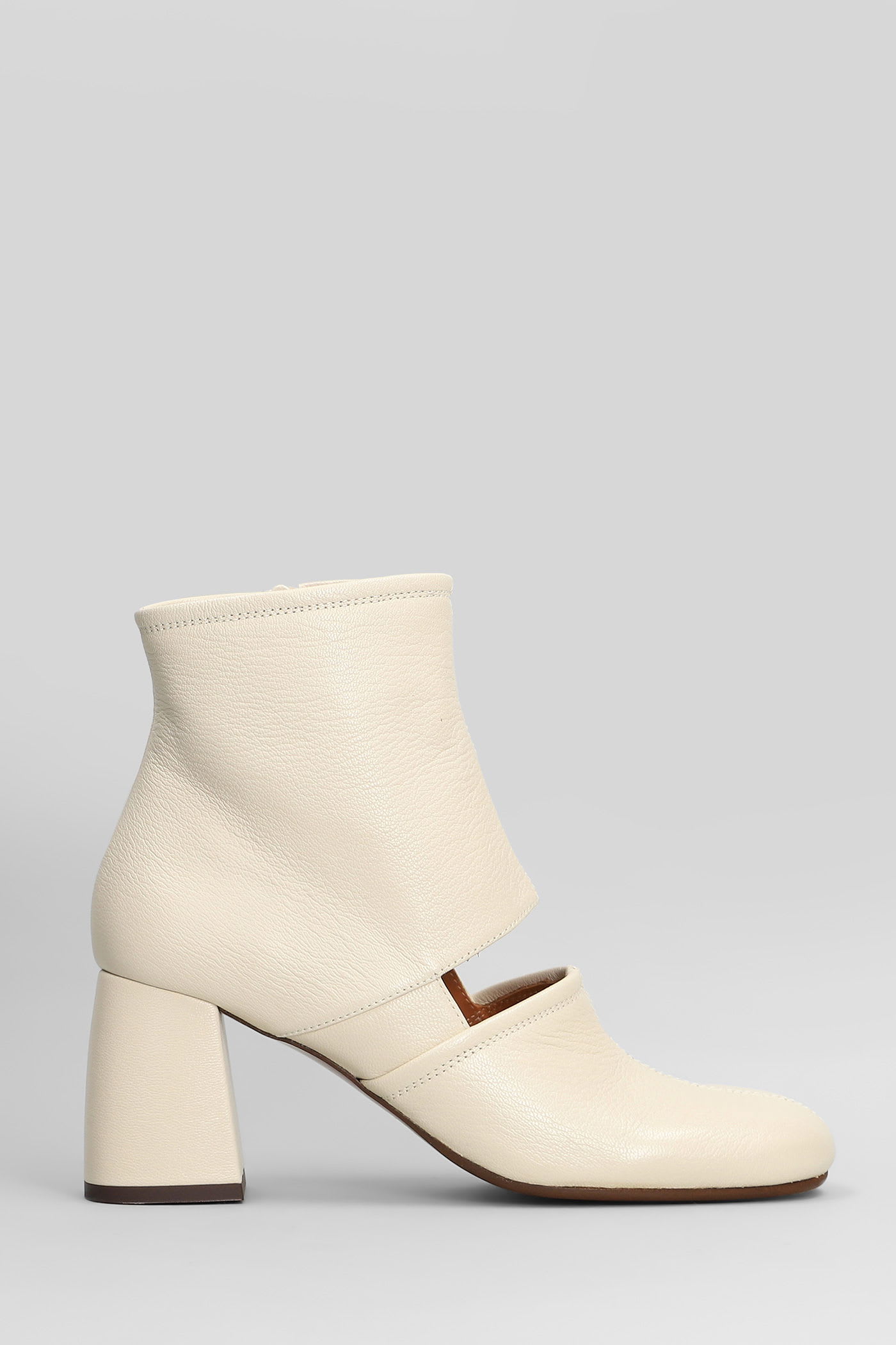Chie Mihara Sonli High Heels Ankle Boots In Beige Leather