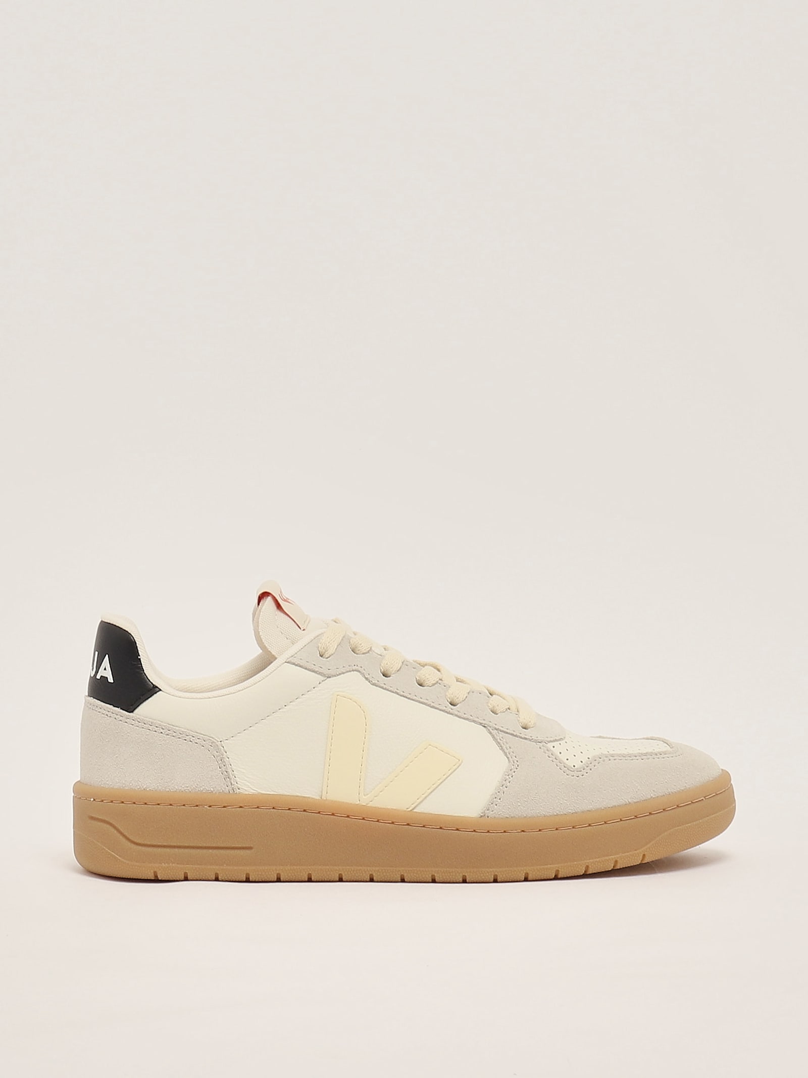 Veja V-82 In Pelle O. t. Sneaker