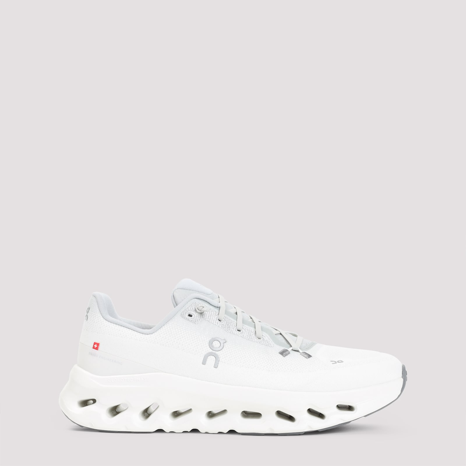 ON Cloudtilt Sneakers