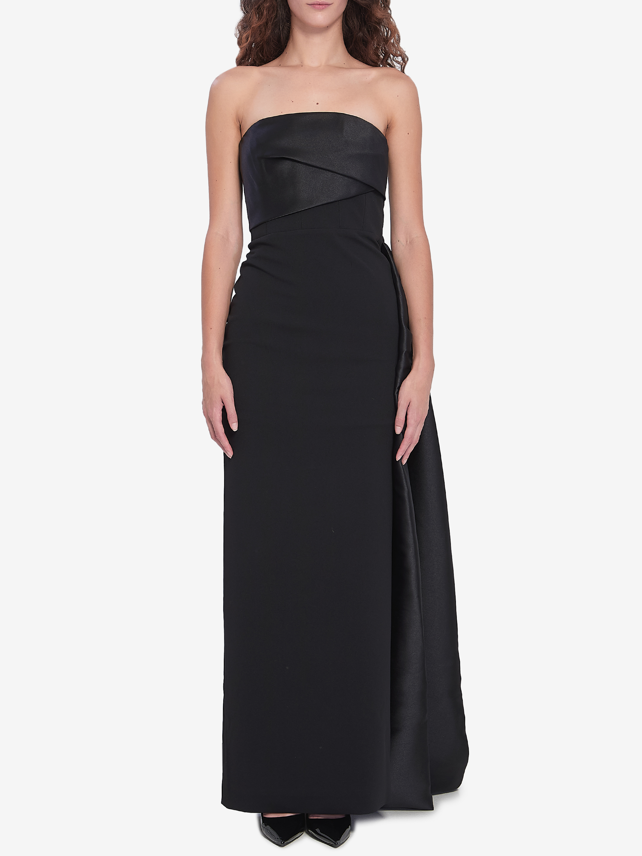Kisnley Maxi Dress in Black