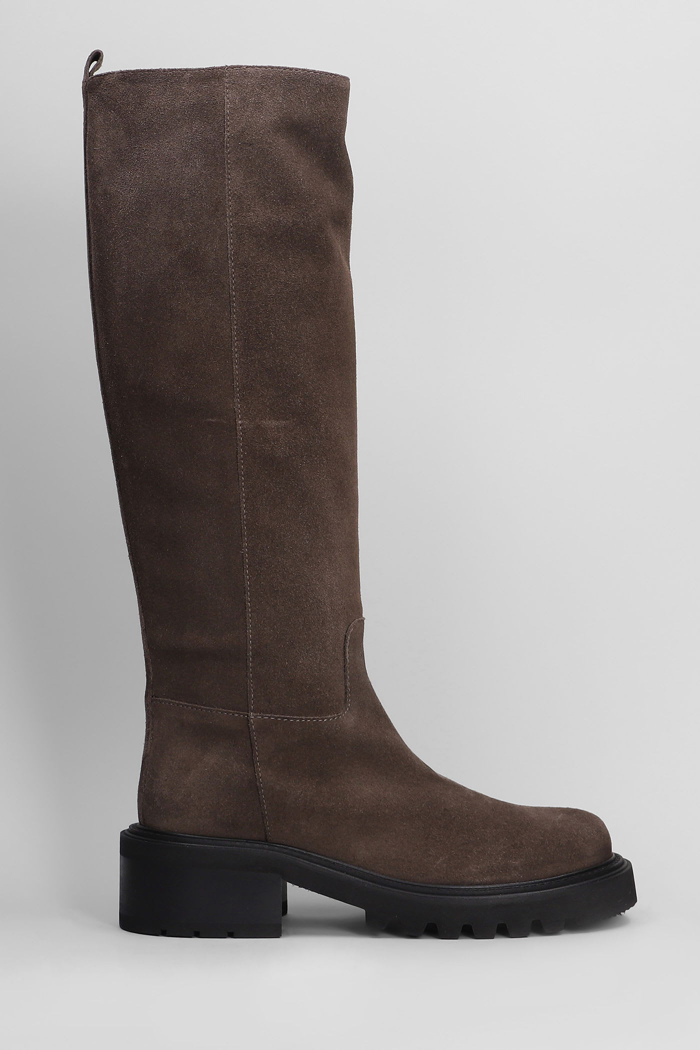 Via Roma 15 Low Heels Boots In Brown Suede