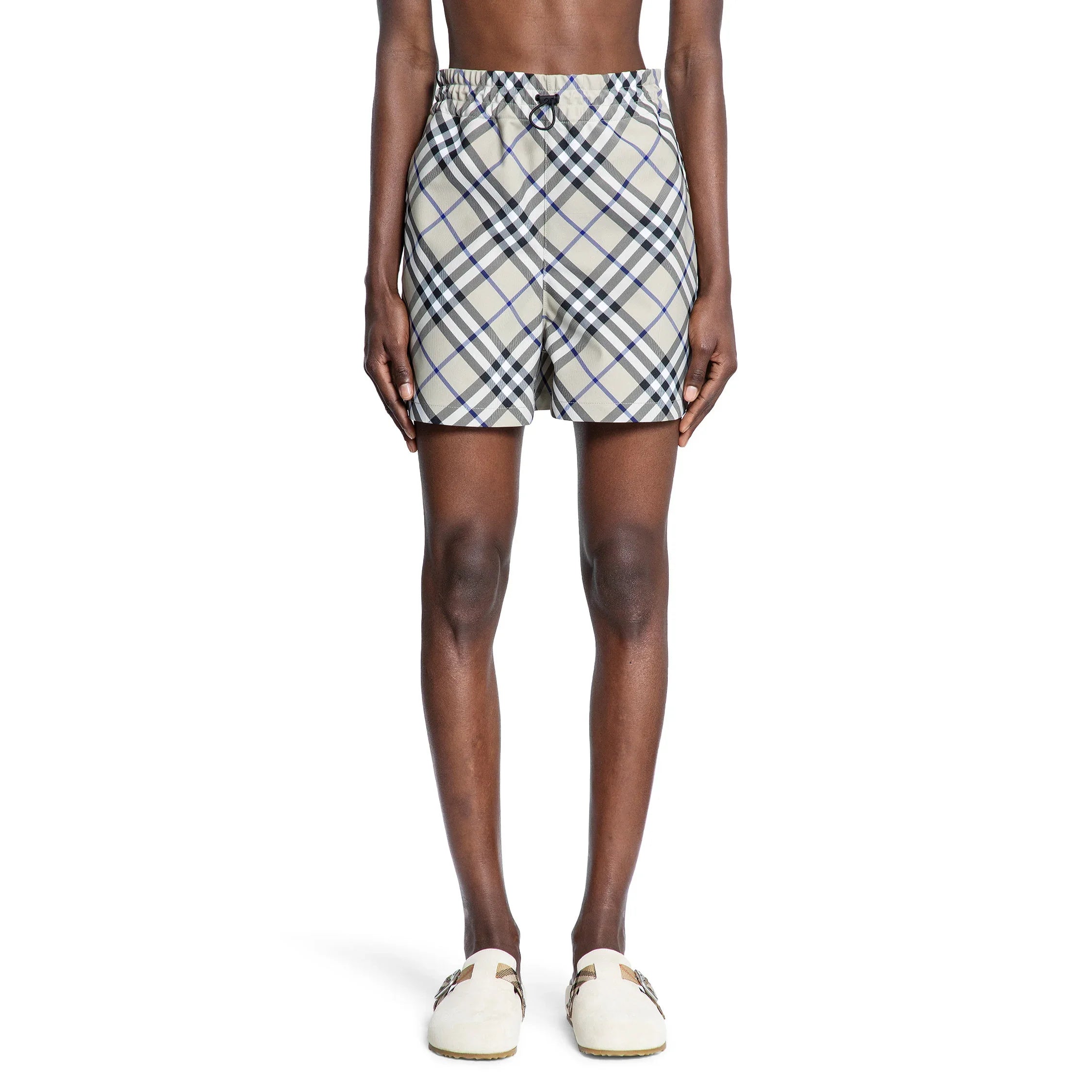 Check bermudas