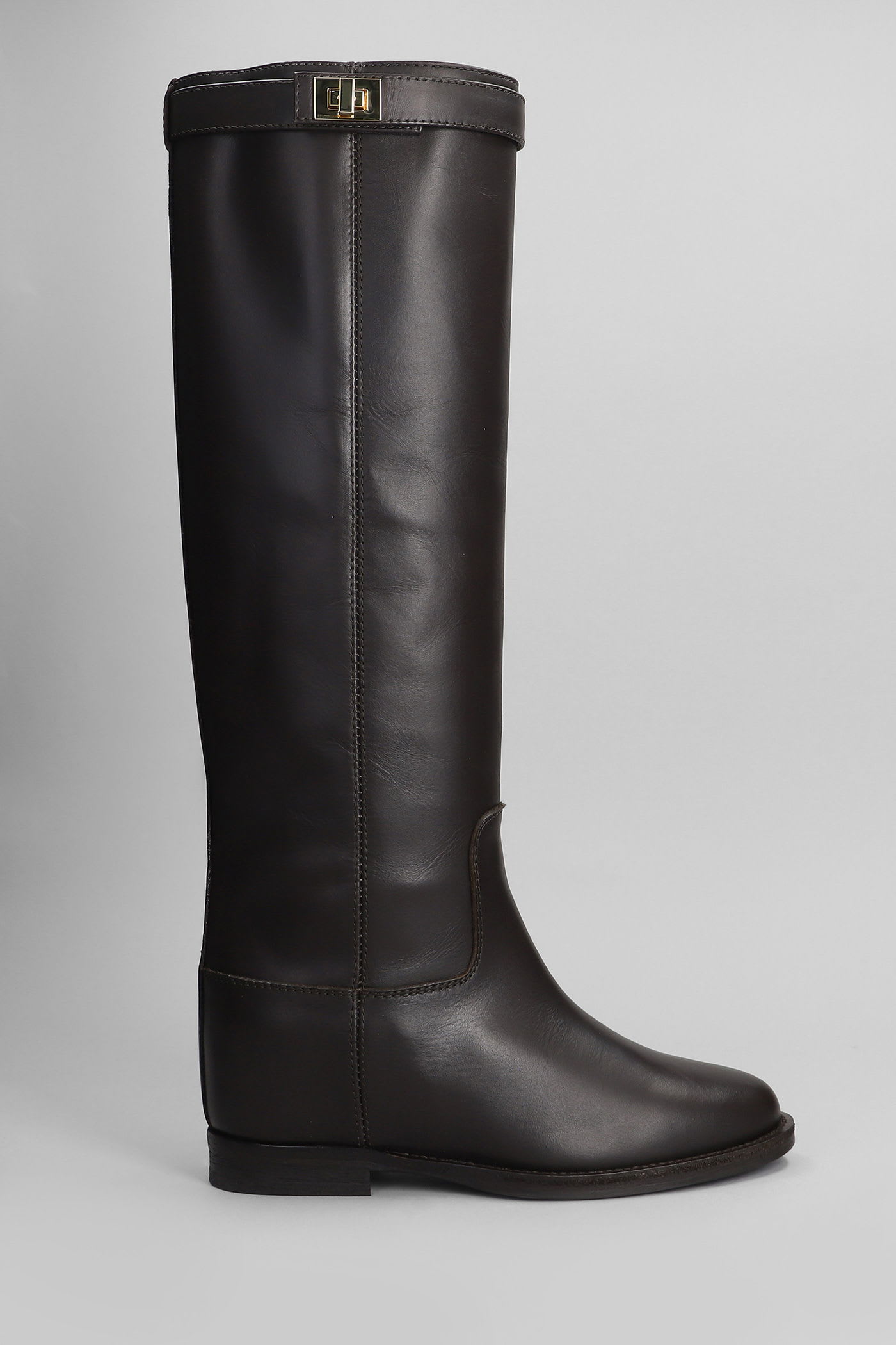 Via Roma 15 In Dark Brown Leather