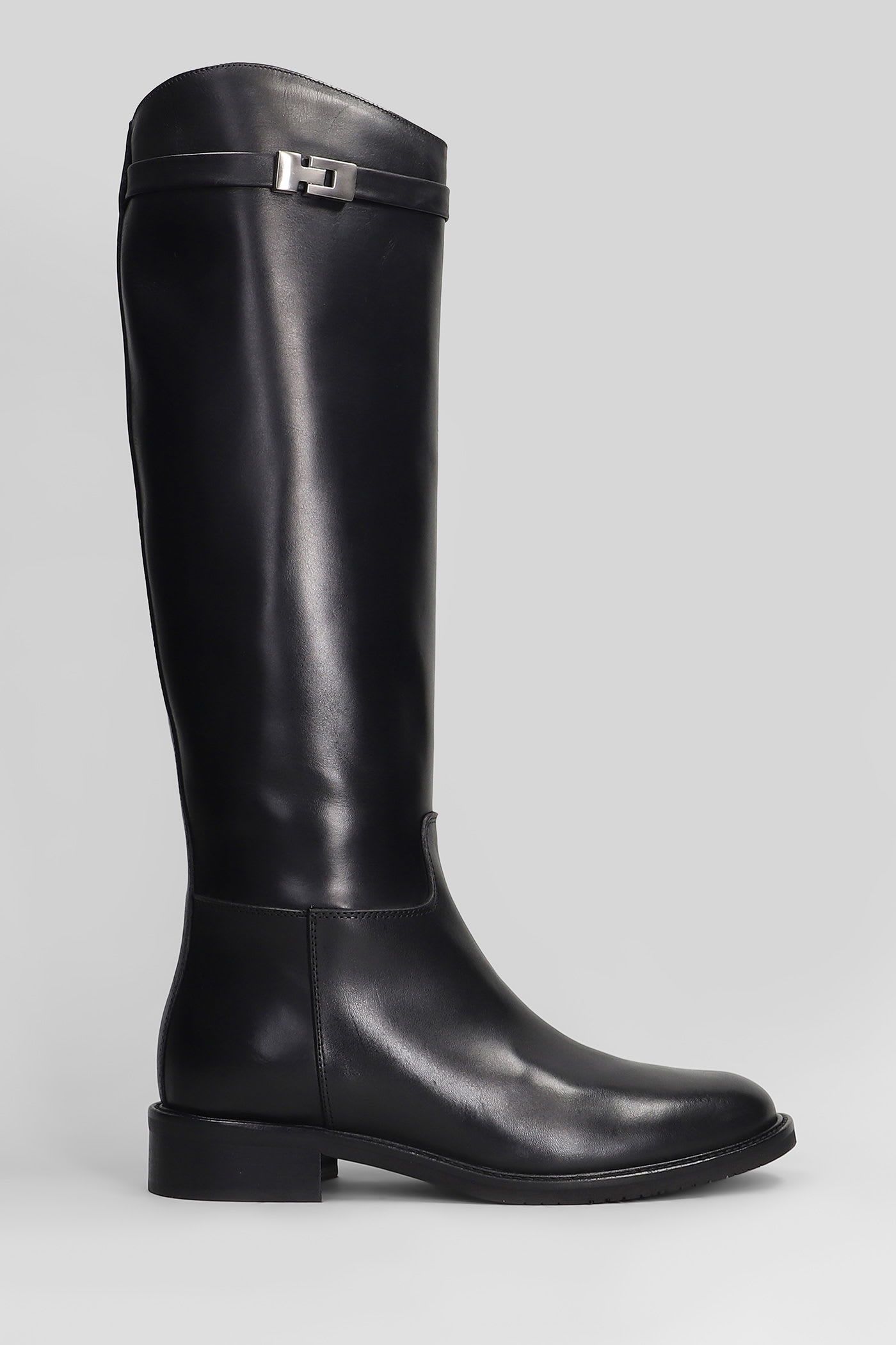 Julie Dee Low Heels Boots In Black Leather