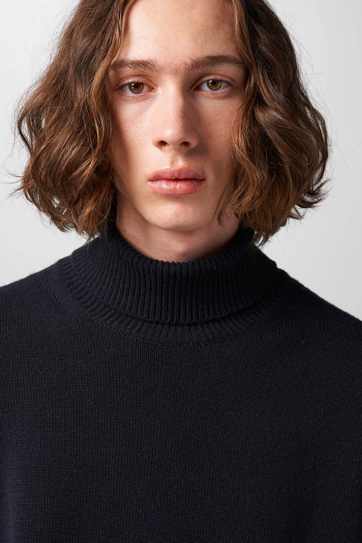 Kurt Knitted Dolcevita Neck Sweater