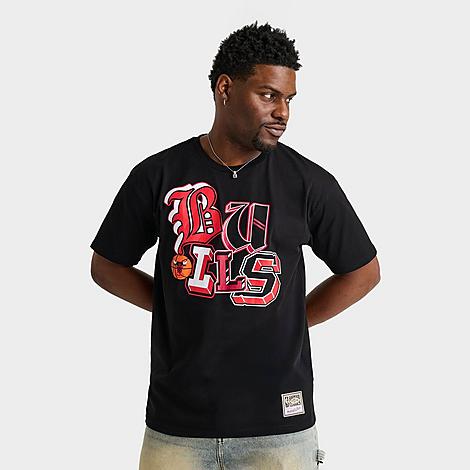 Mitchell & Ness Men's Chicago Bulls NBA Hyper Type T-Shirt in Black Size: Small