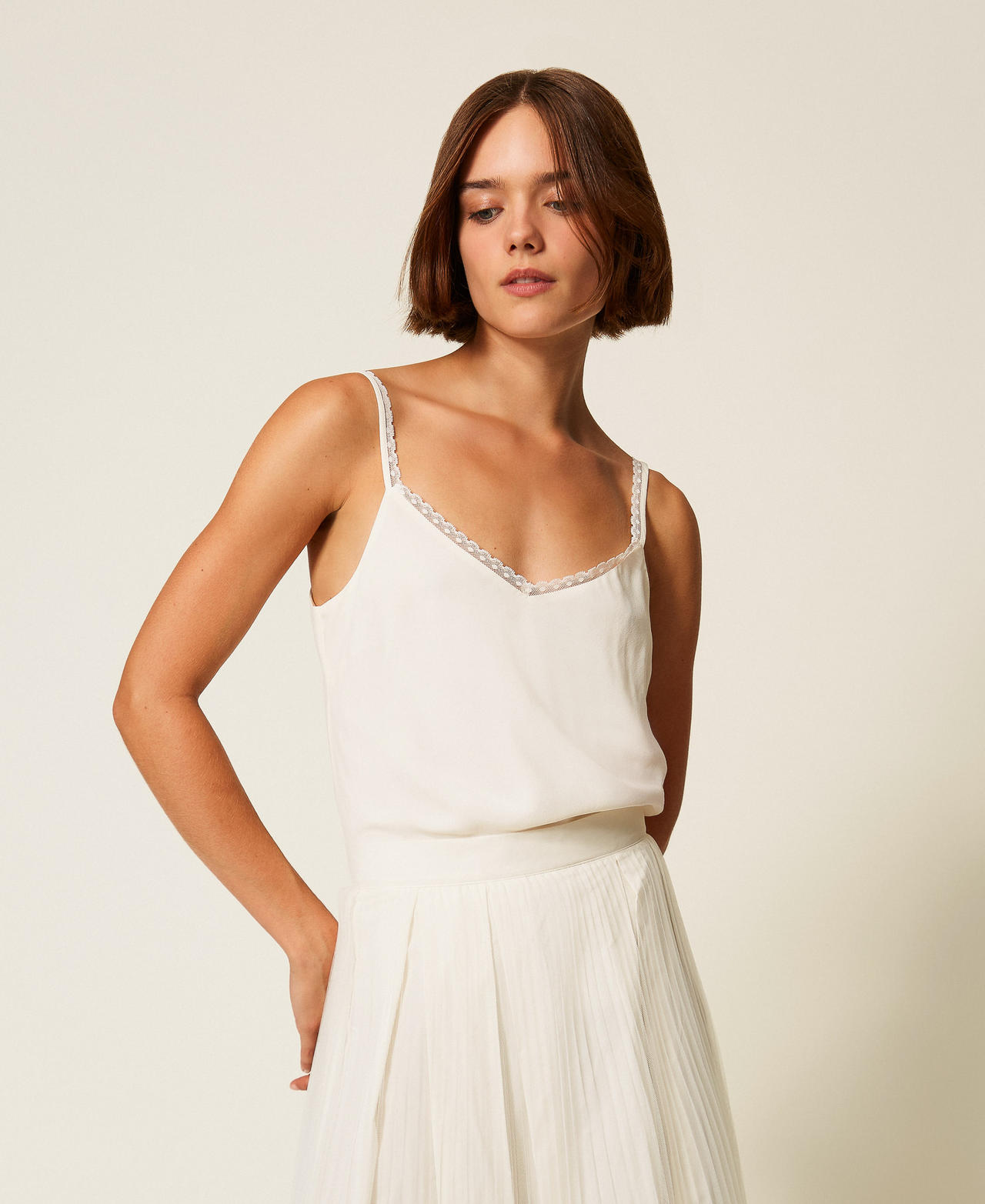 Twinset Tops - Top en crêpe de Chine de soie mélangée, Blanc Neige, Taille: 38