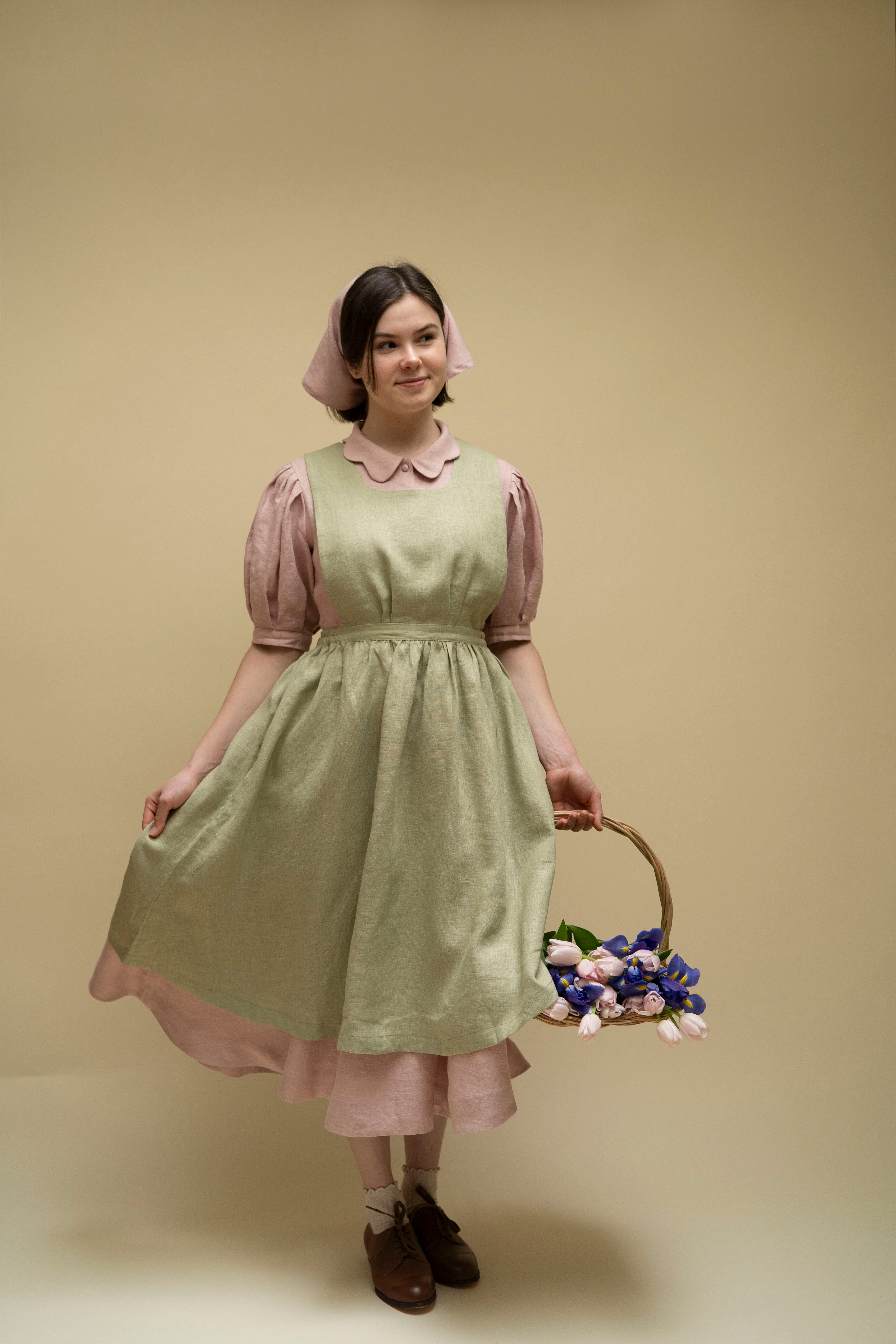 Beth Pinafore | Linen pinafore