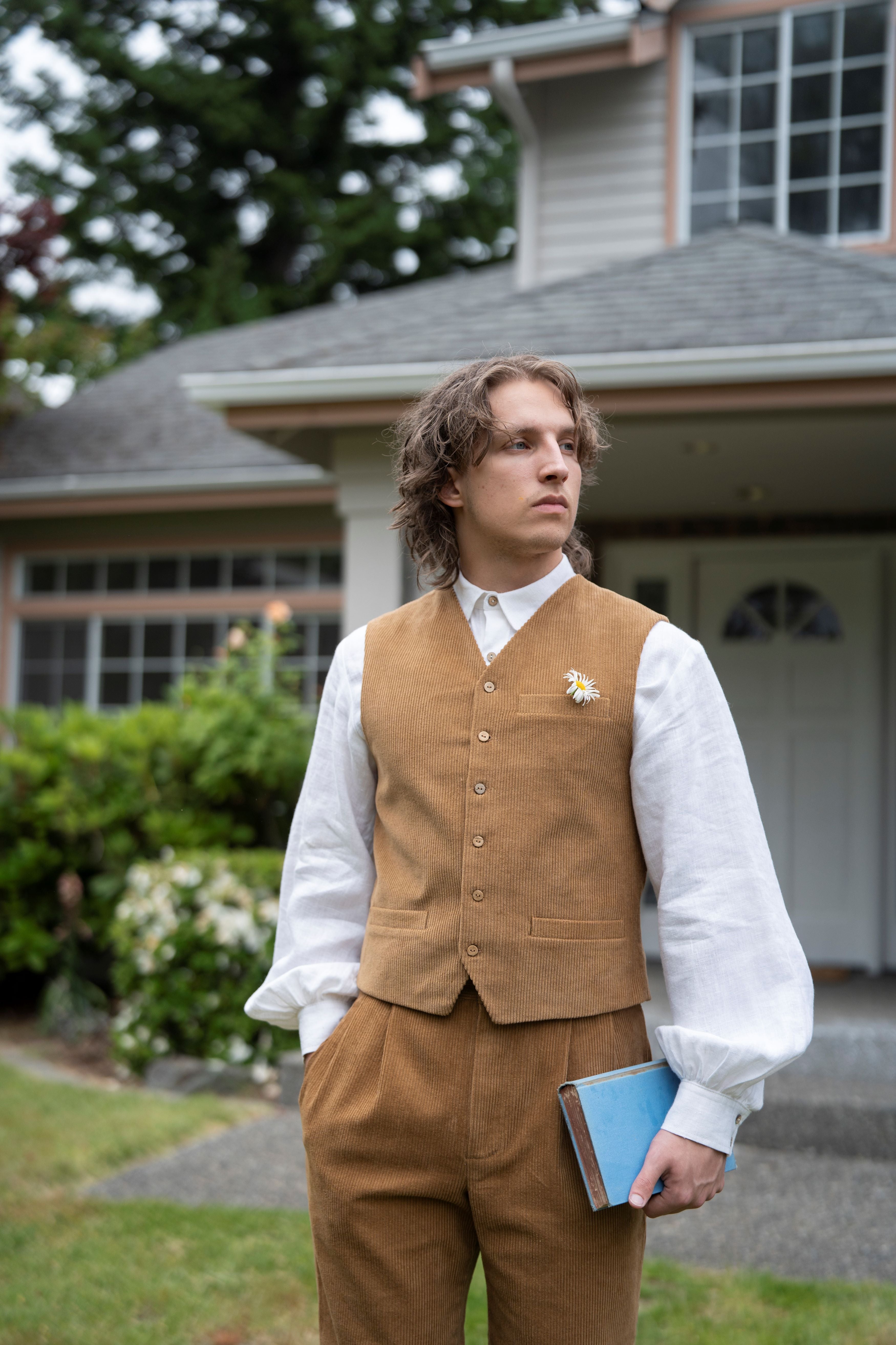 Men's Corduroy Vest in Gingerbread