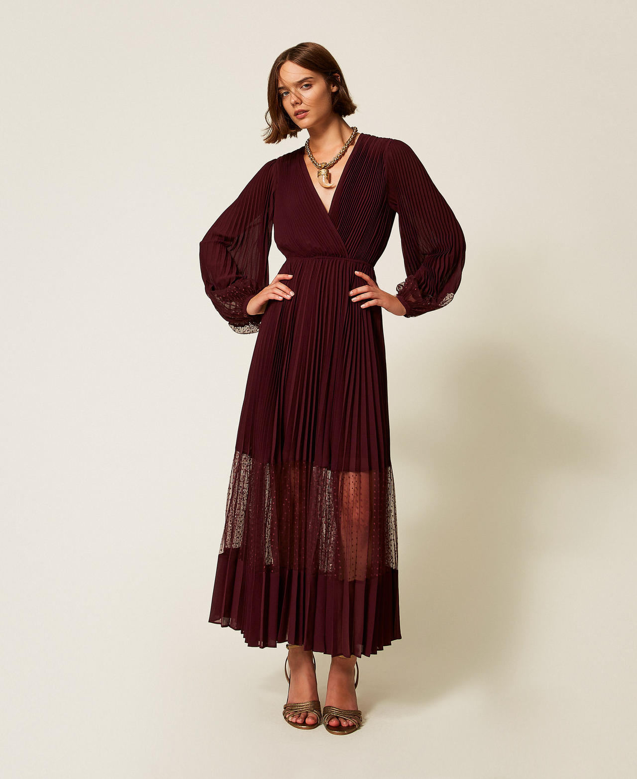 Twinset Robes - Robe longue en crêpe georgette et tulle, Violet « Winetasting », Plissé, Taille: 38
