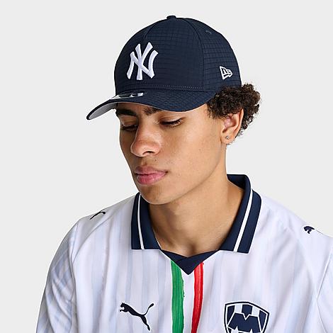 New Era New York Yankees MLB 9FORTY M-Crown A-Frame Snapback Hat in Dark Navy
