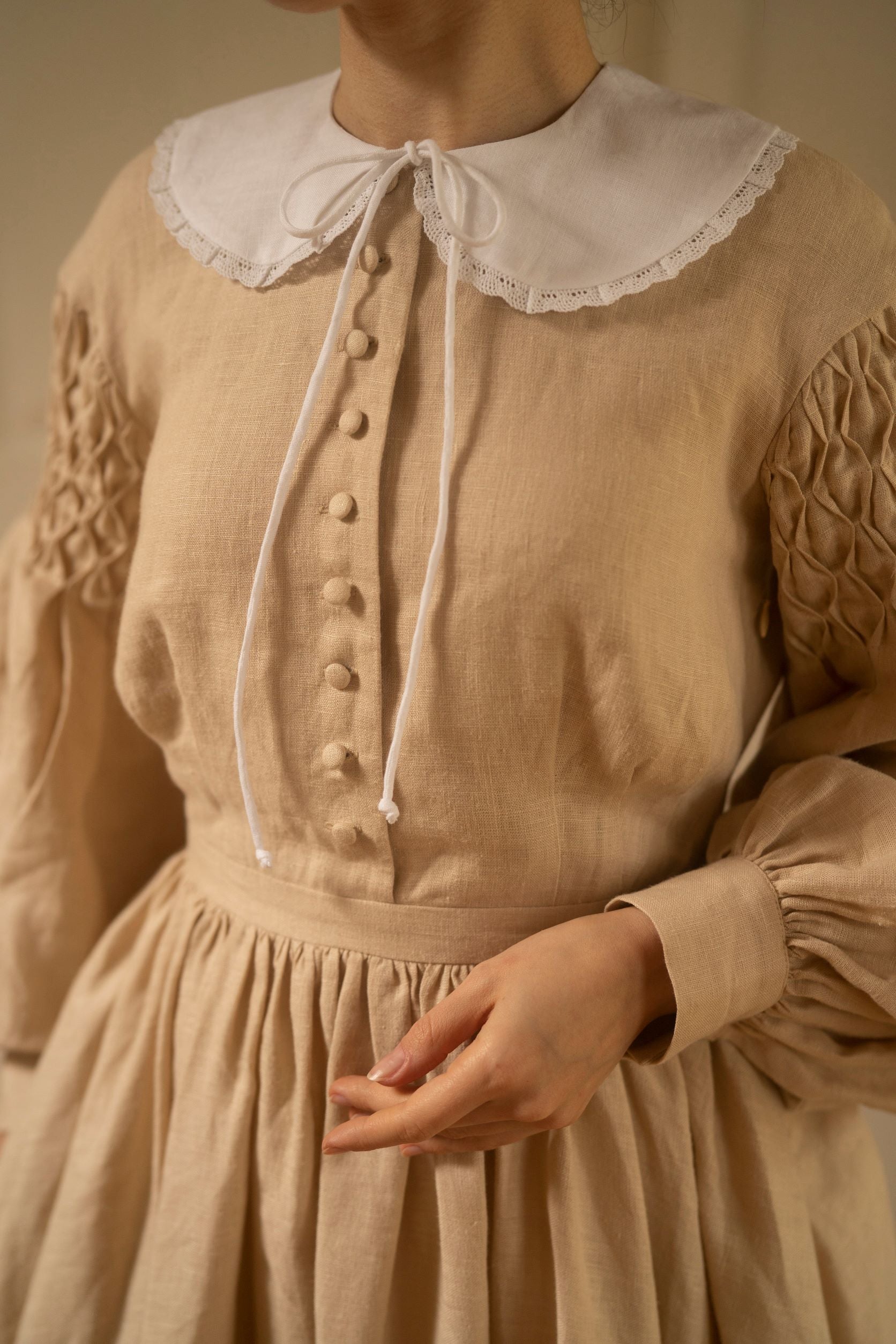 Detachable Peter Pan Collar with Lace Trim