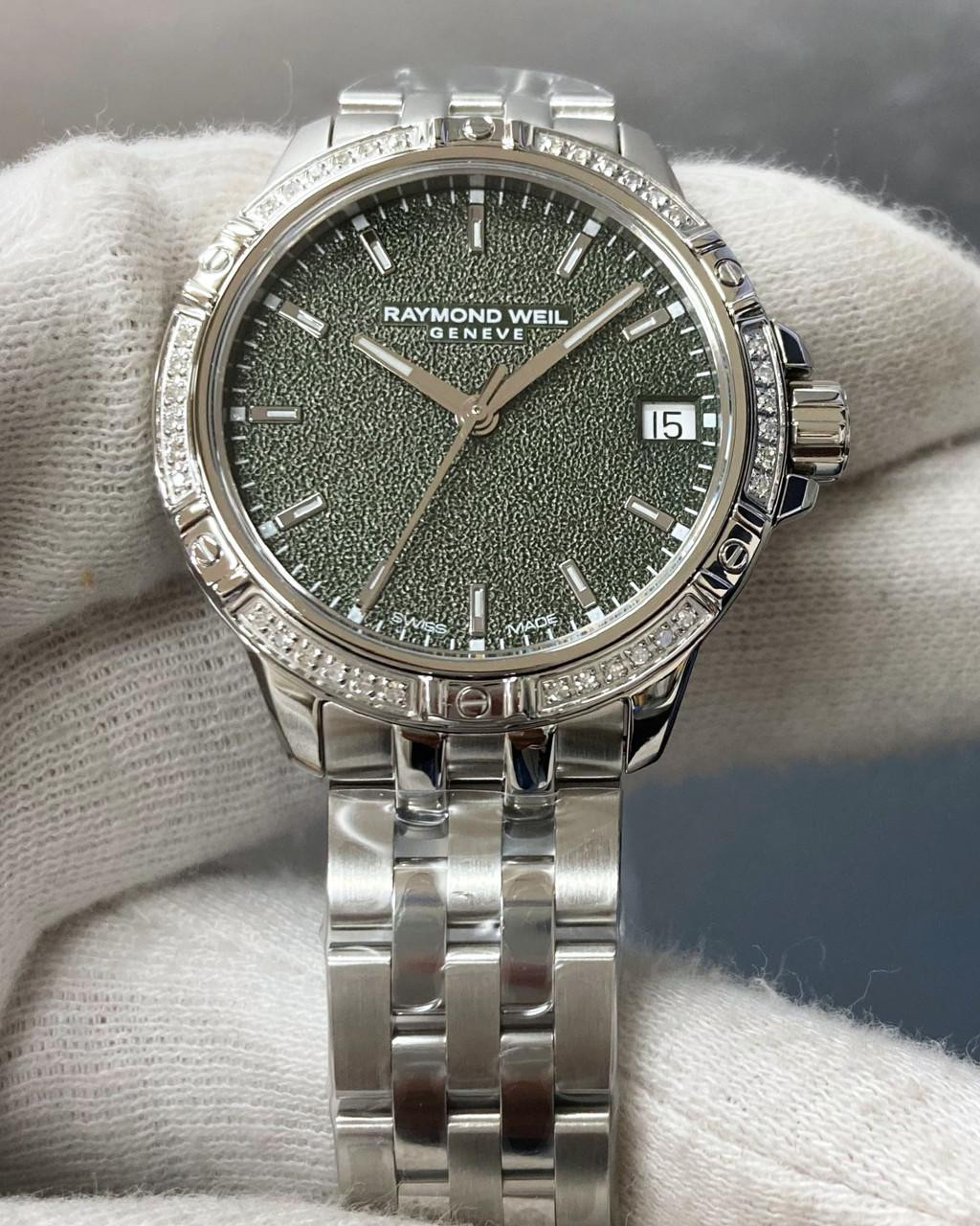 RAYMOND WEIL Tango Quartz 30MM Frosted Green Dial 36 Diamond Bezel Women's Watch 5960-STS-52061