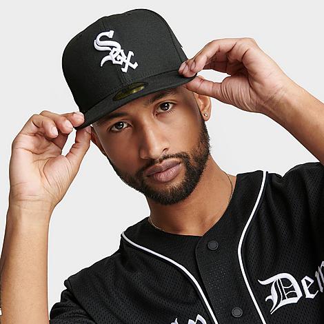 New Era Men's Chicago White Sox MLB AC Performance 59FIFTY Fitted Hat in BLACK/WHITE Size: 7 1/4