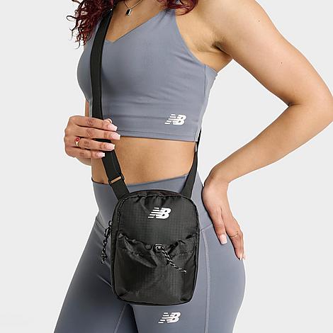 New Balance Essential Sling Bag in Black