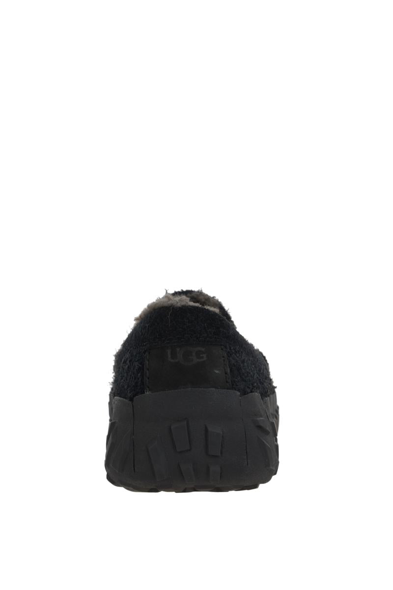 UGG Flat Shoes