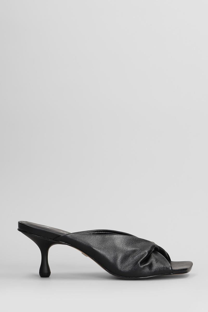 Carrano Slipper-Mule