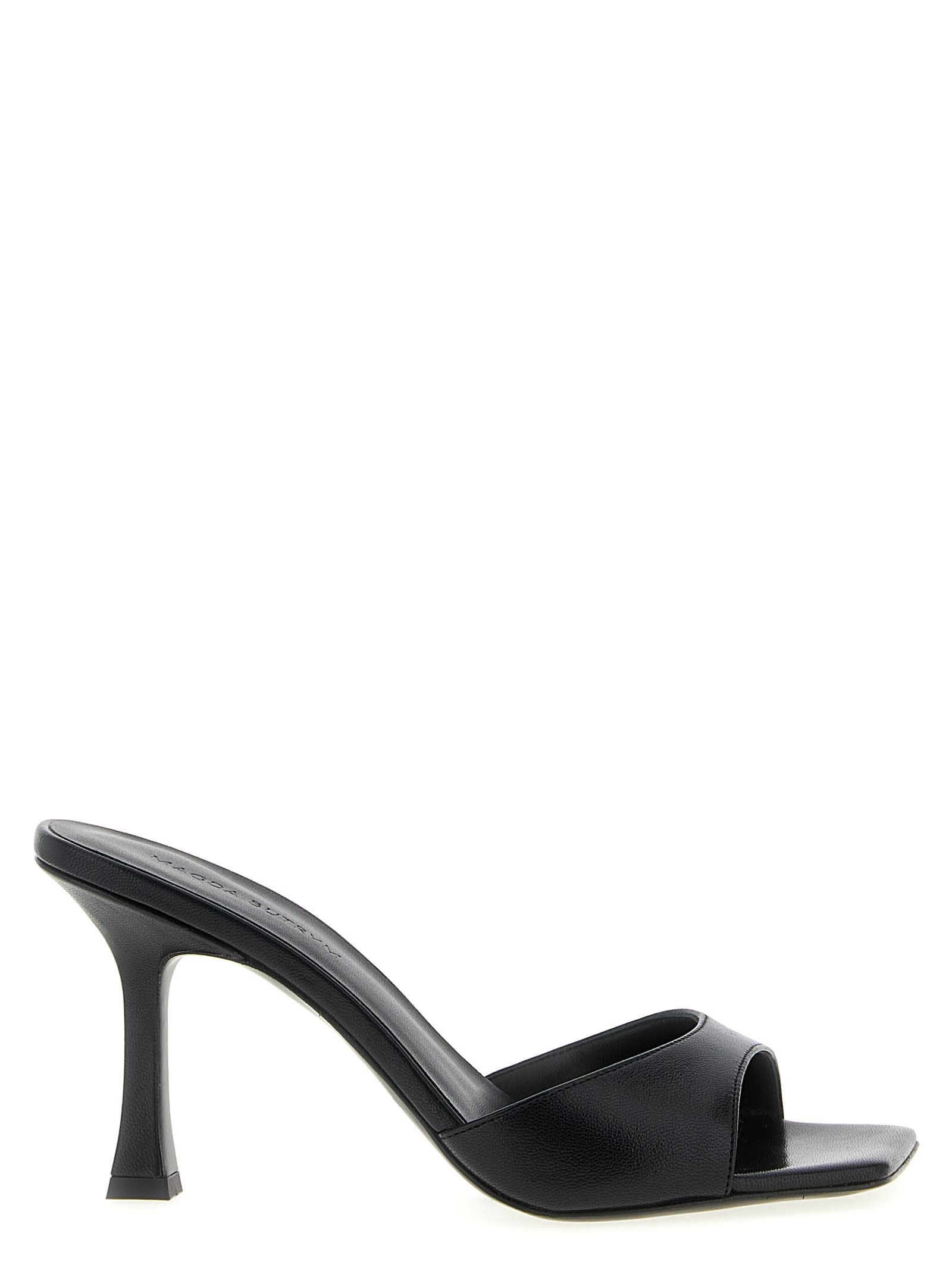 Magda Butrym estonia Mules