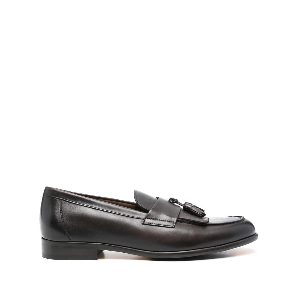Doucal's Shoes