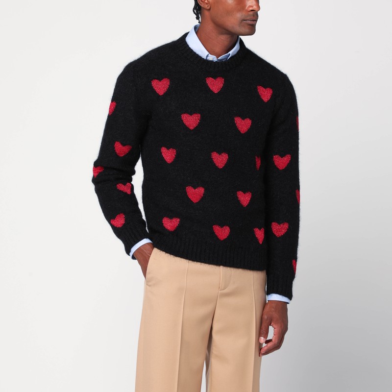 Jacquard heart pattern sweater black/red