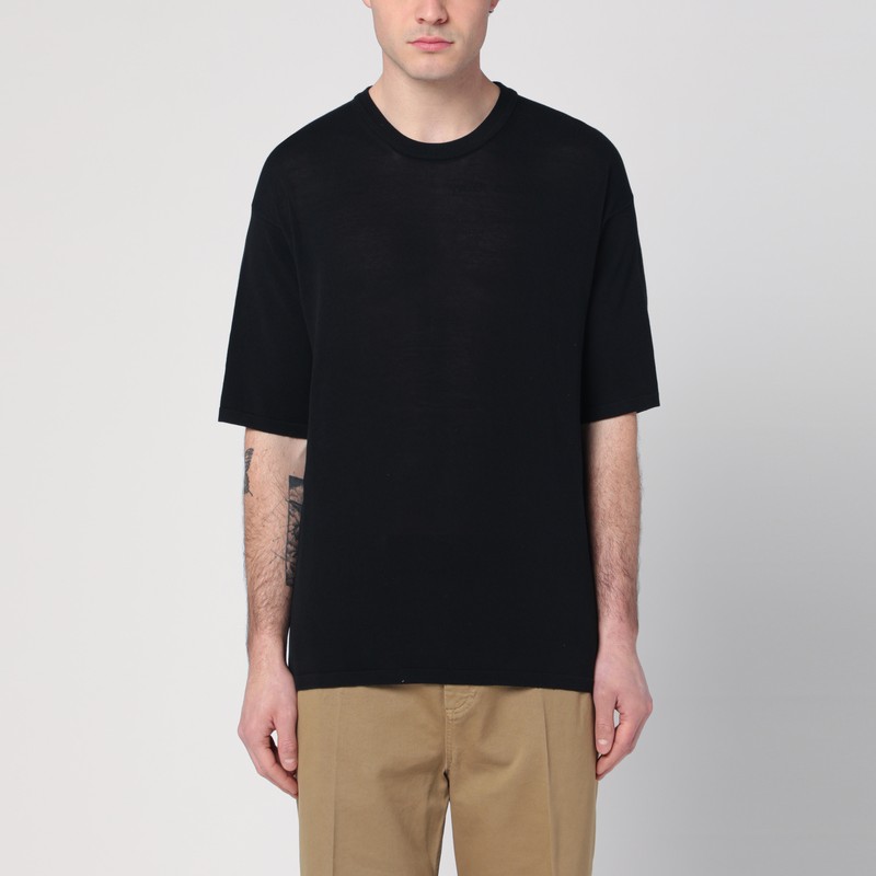 Black sweater in cotton