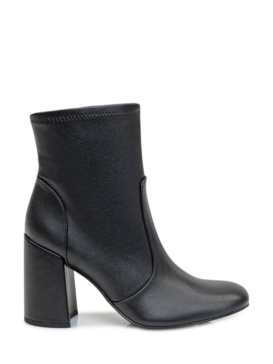 Steve Madden 带跟短靴