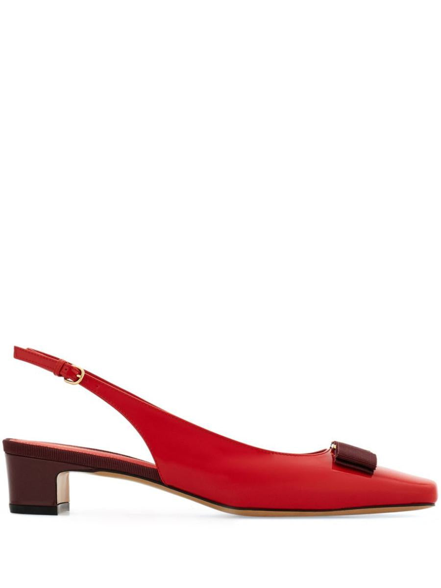 Salvatore Ferragamo Rivada 漆皮后空凉鞋 Vara蝴蝶结款