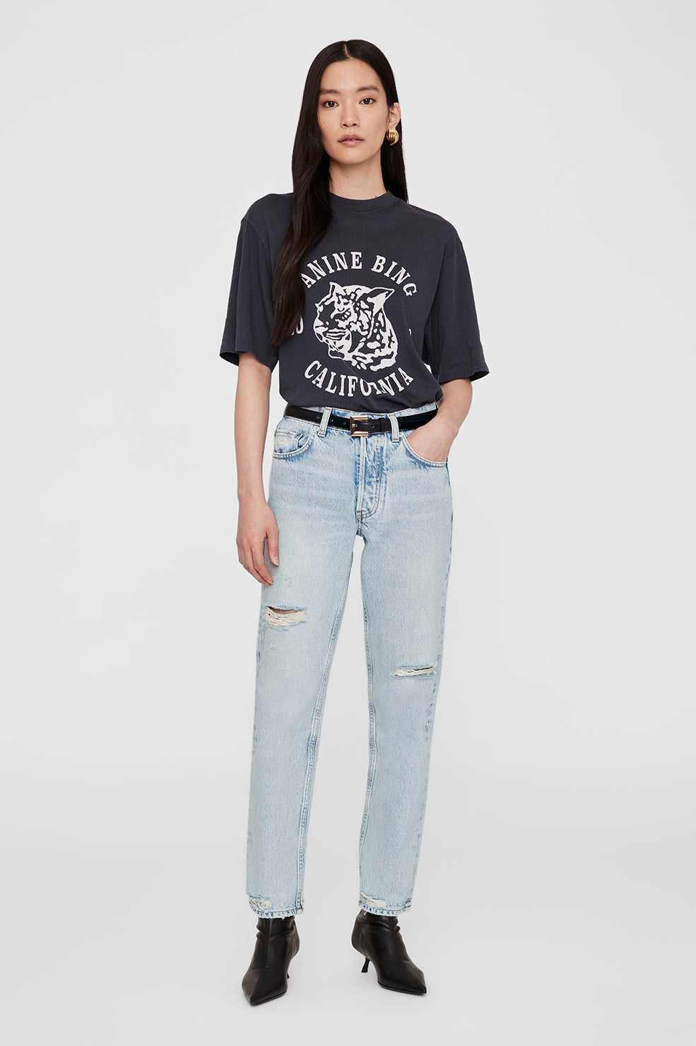Avi Tee Collegiate Leopard - Washed Charcoal M