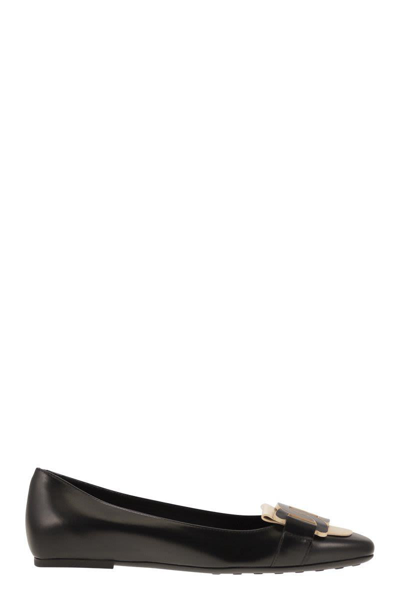 Tod'S Leather Ballerina With Chain