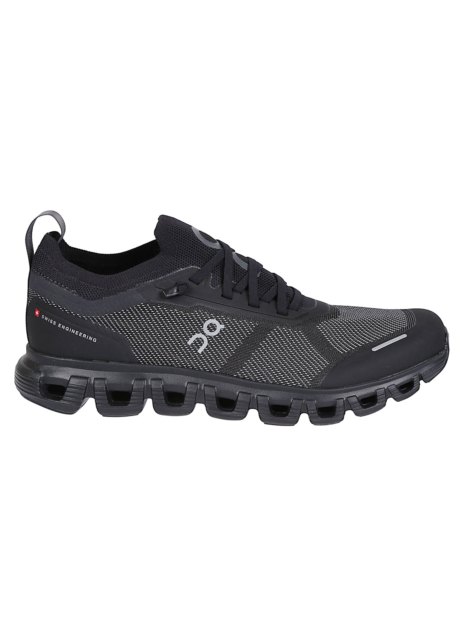 ON Cloud 6 Versa Sneakers